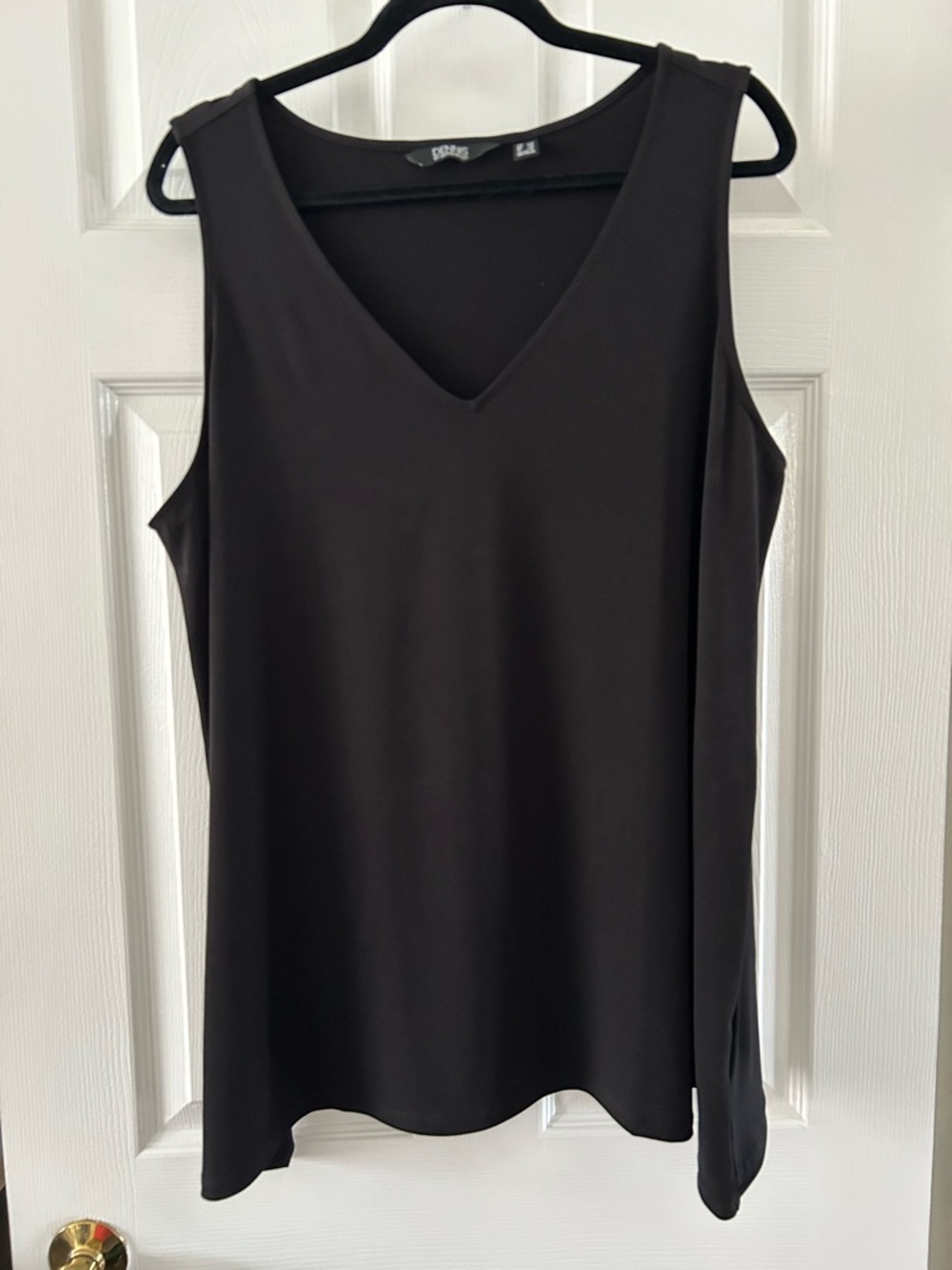 Dennis Basso Black V-Neck Sleeveless Women’s Top